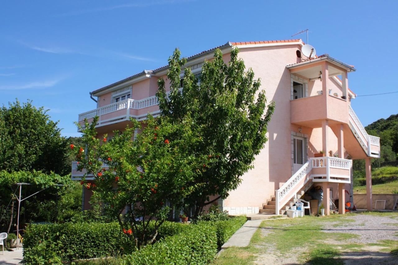 Apartments With A Parking Space Kampor, Rab - 5029 Buitenkant foto