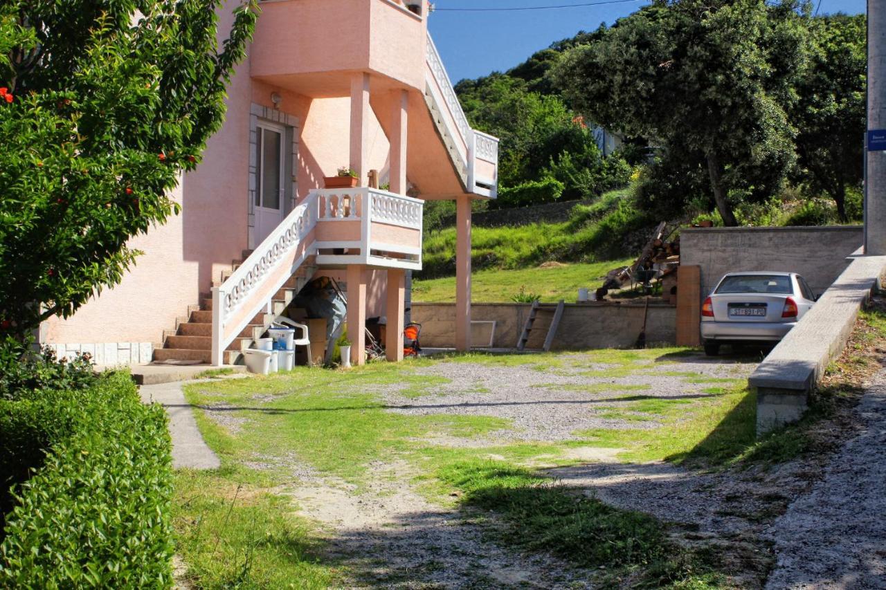 Apartments With A Parking Space Kampor, Rab - 5029 Buitenkant foto